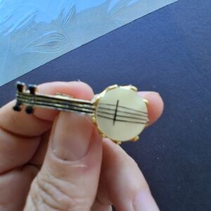 Gold Tone Mother OF Pearl Banjo Vtg Brooch